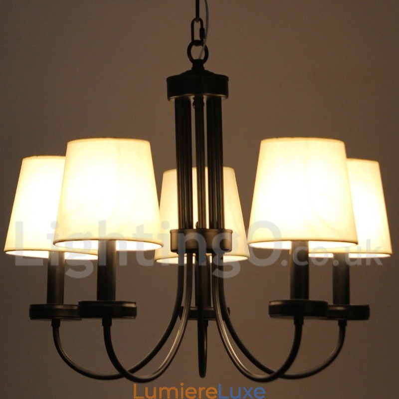 Lustre rétro contemporain noir à 5 lumières de style bougie