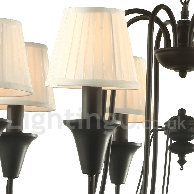 Lustre rétro noir à 8 lumières de style bougie