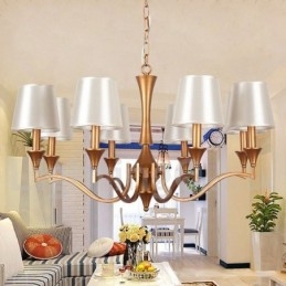 Lustre à 8 lumières de style bougie