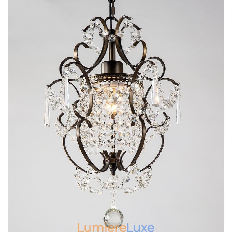 Lustre en fer peint avec lampe d'éclairage moderne en cristal transparent