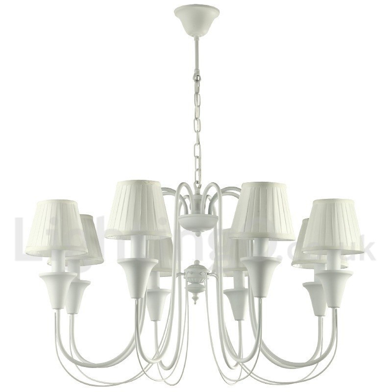 Lustre rétro blanc à 8 lumières de style bougie