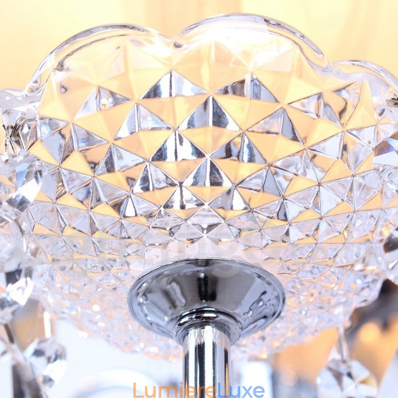 Lustre contemporain à 8 lumières en cristal K9 de style bougie