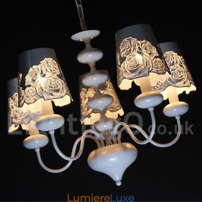 Lustre moderne contemporain à 5 lumières de style bougie creuse blanche