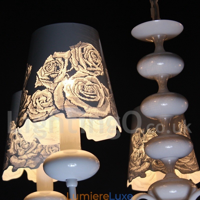 Lustre moderne contemporain à 5 lumières de style bougie creuse blanche
