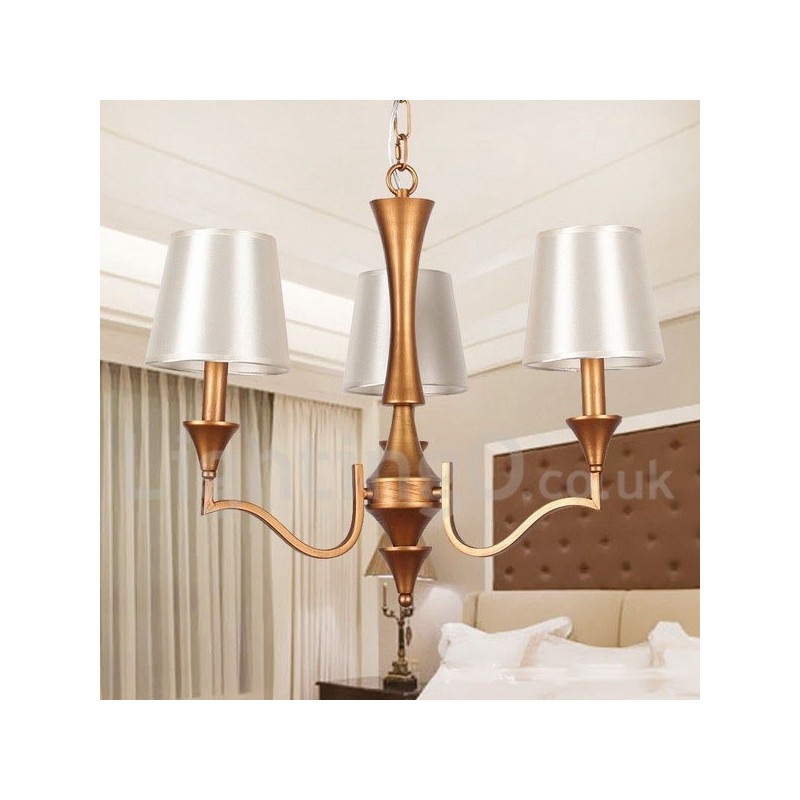 Lustre à 3 lumières de style méditerranéen en forme de bougie
