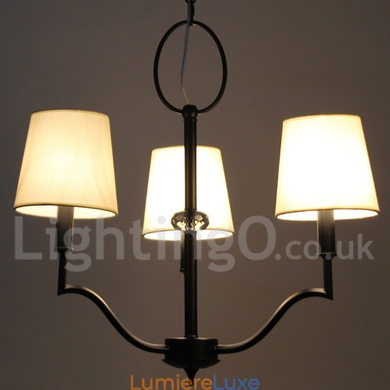 Lustre contemporain moderne à 3 lumières de style bougie