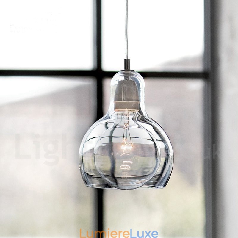 Suspension en verre moderne et contemporaine de style nordique à 1 lumière