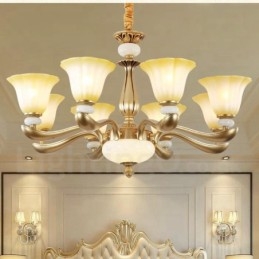 Lustre traditionnel de luxe à 8 lumières en alliage de zinc avec abat-jour en verre