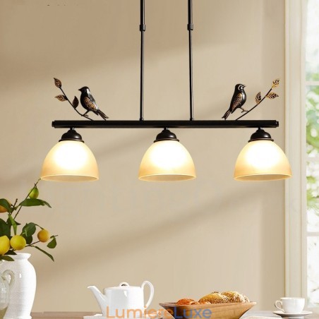 Suspension rétro rustique en acier à 3 lumières avec abat-jour en verre Suspension rétro rustique en acier à 3 lumières avec abat-jour en verre