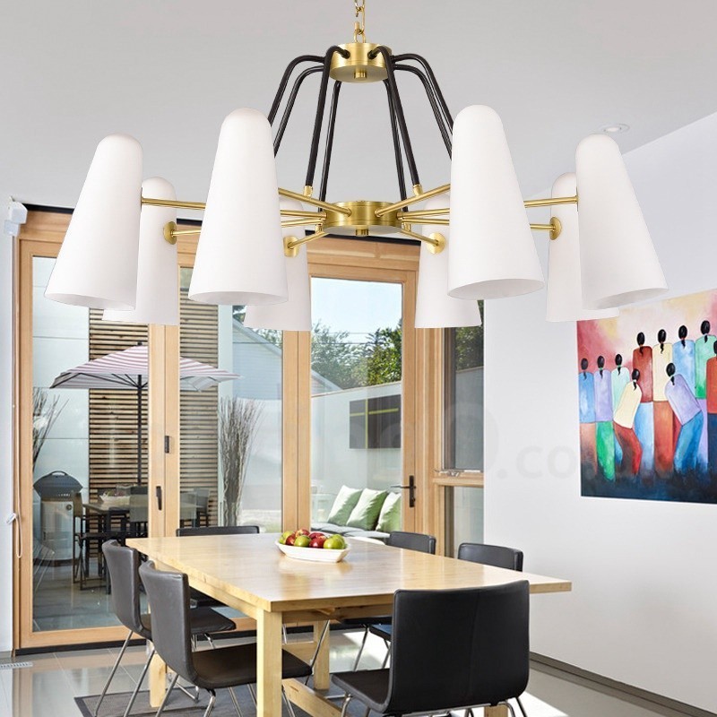 Lustre suspendu de luxe rustique rétro à 8 lumières en laiton avec abat-jour en verre
