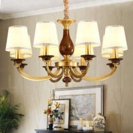 Lustre suspendu de luxe rustique rétro à 8 lumières en laiton avec abat-jour en verre