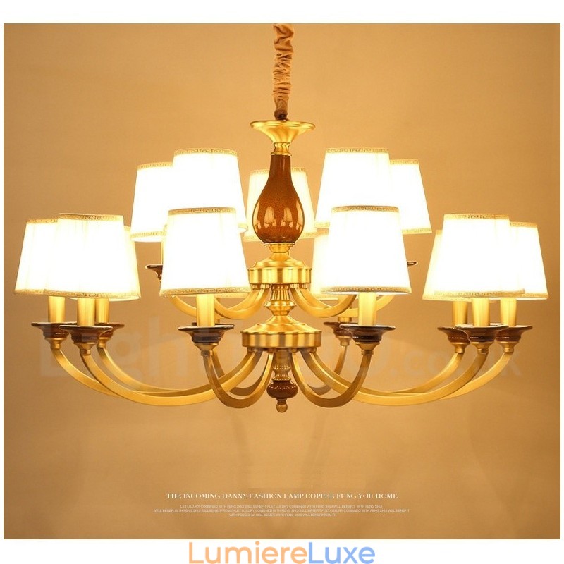 Lustre suspendu de luxe rustique rétro à 15 lumières en laiton avec abat-jour en verre