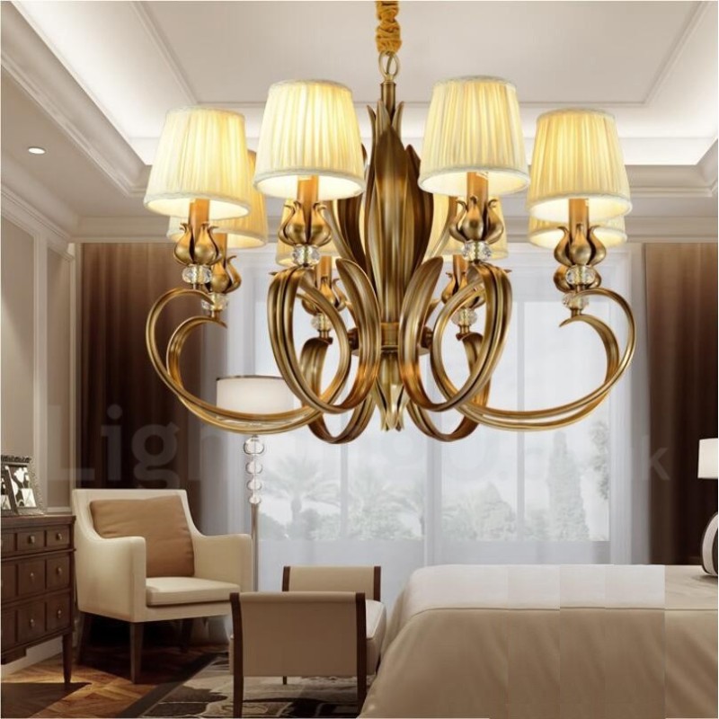 Lustre suspendu de luxe rustique rétro à 8 lumières en laiton avec abat-jour en tissu