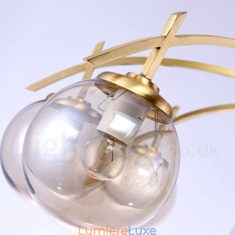 Lustre suspendu de luxe rustique rétro à 8 lumières en laiton avec abat-jour en verre