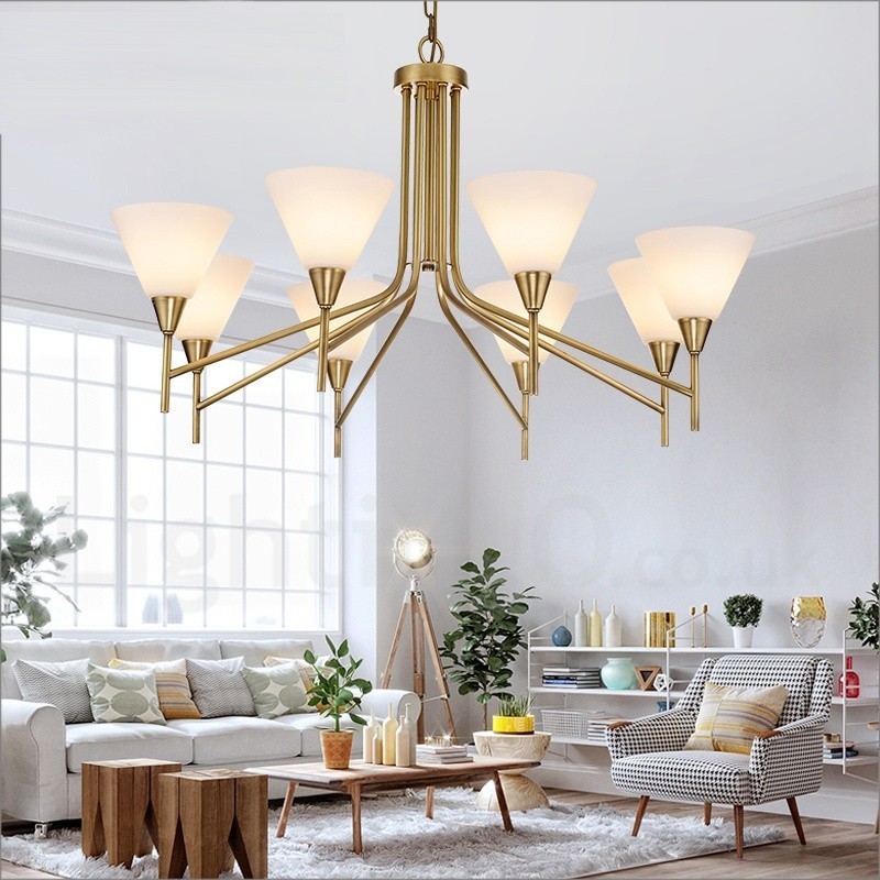 Lustre suspendu de luxe rustique rétro à 8 lumières en laiton avec abat-jour en verre