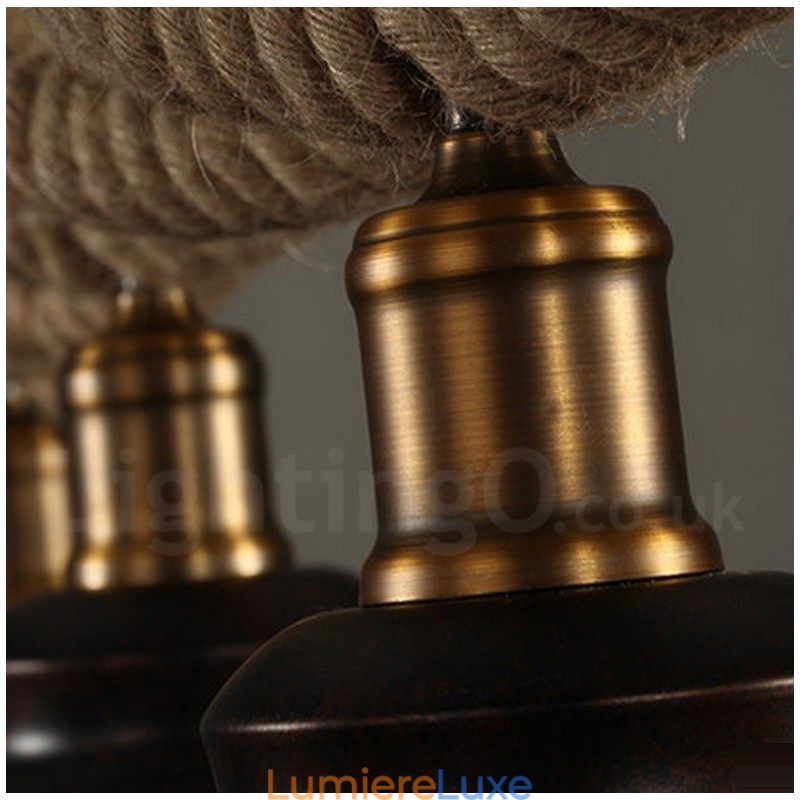 Plafonnier à 3 lampes suspendues