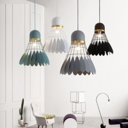 Plafonnier suspendu contemporain moderne à 1 lumière