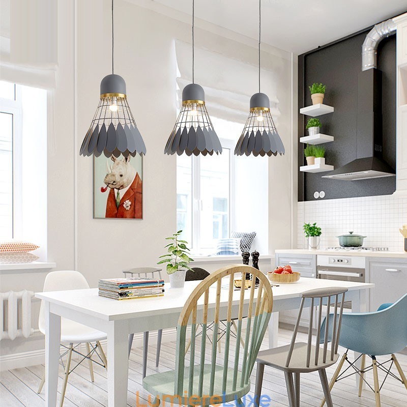 Plafonnier suspendu contemporain moderne à 1 lumière