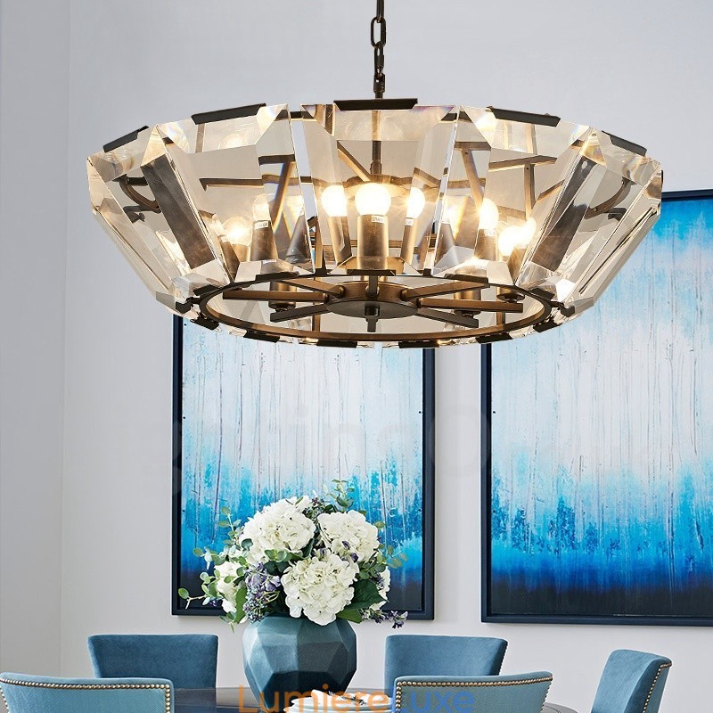 Suspension contemporaine moderne à 8 lampes en acier avec abat-jour en cristal