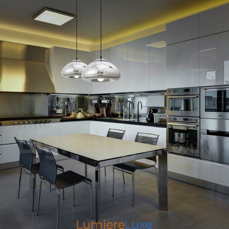 Suspension contemporaine moderne à 1 lumière en verre avec abat-jour en verre