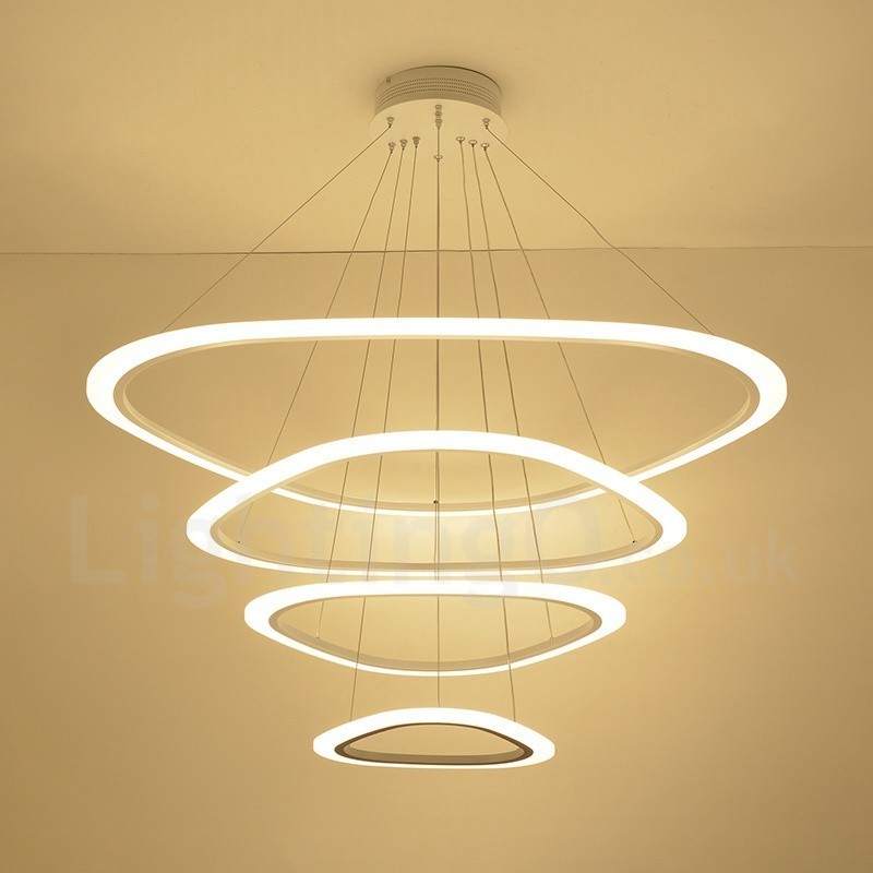 Suspension contemporaine moderne à 4 lampes en alliage d'aluminium avec abat-jour en acrylique et variateur d'intensité avec télécommande