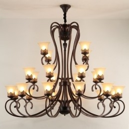 Lustre vintage en métal peint à 24 lumières avec abat-jour en verre et haut plafond