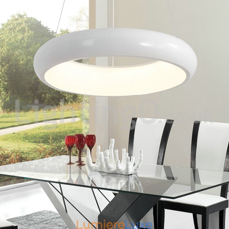 Suspension ronde moderne