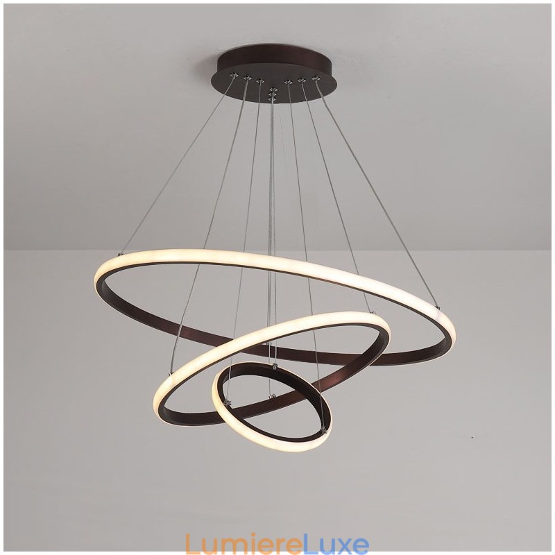 Suspension lumineuse à intensité variable avec télécommande et anneaux au design moderne