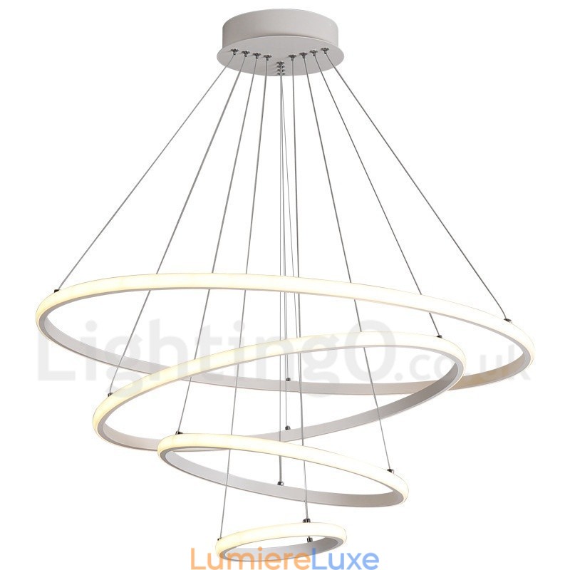 Suspension lumineuse à intensité variable avec télécommande et anneaux au design moderne