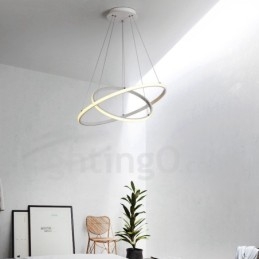Suspension lumineuse à intensité variable avec télécommande et anneaux au design moderne