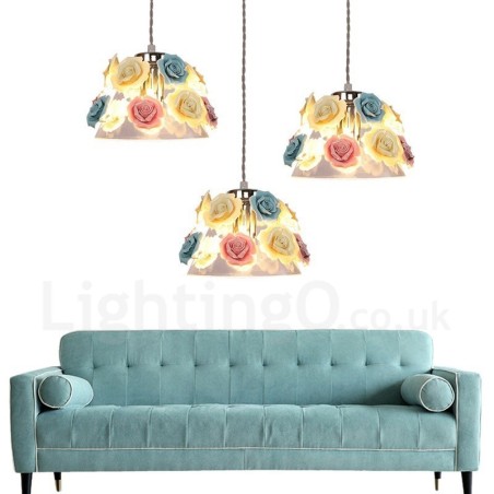 Suspension de plafond multicolore en forme de macaron à fleurs avec abat-jour en verre Suspension de plafond multicolore en forme de macaron à fleurs avec abat-jour en verre