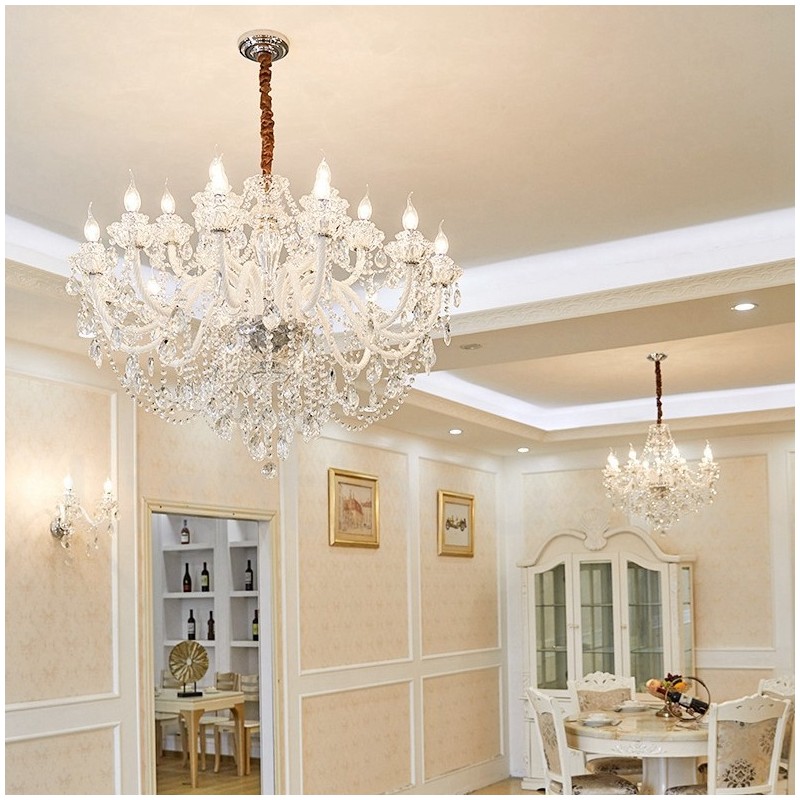 Lustre bougie en cristal transparent à 18 (12+6) lumières avec bras blancs