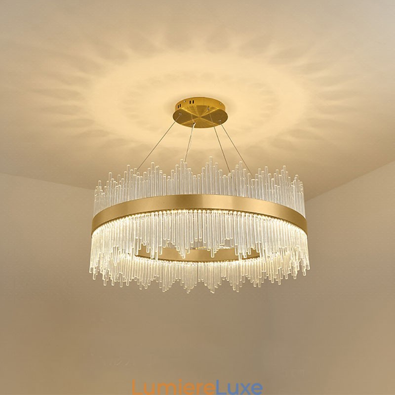 Salle d'exposition de luminaires suspendus ronds en cristal de luxe postmoderne