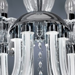 Lustre en cristal élégant avec 6 lumières dans une ampoule bougie