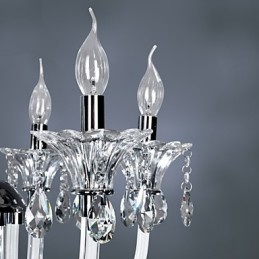 Lustre en cristal élégant avec 6 lumières dans une ampoule bougie
