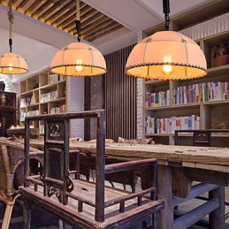 Lustre de campagne rétro fait à la main en corde de chanvre dans le style de campagne industrielle