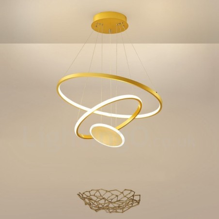 Suspension dorée moderne à trois anneaux avec télécommande Suspension dorée moderne à trois anneaux avec télécommande