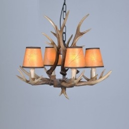 Lustre rustique artistique rétro à 4 lumières en bois de cerf avec abat-jour