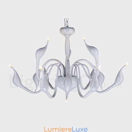 Lustre moderne à 12 lampes en métal blanc, forme cygne Lustre moderne à 12 lampes en métal blanc, forme cygne