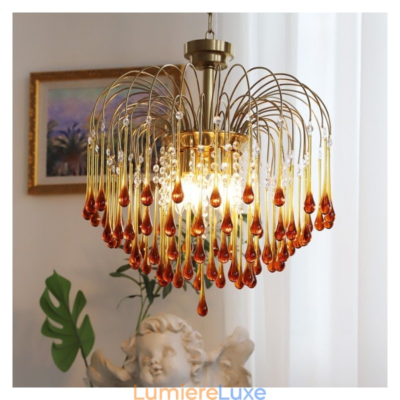 Lustre en verre en forme de goutte d'eau