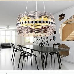 Lampe suspendue en rotin tissée à la main