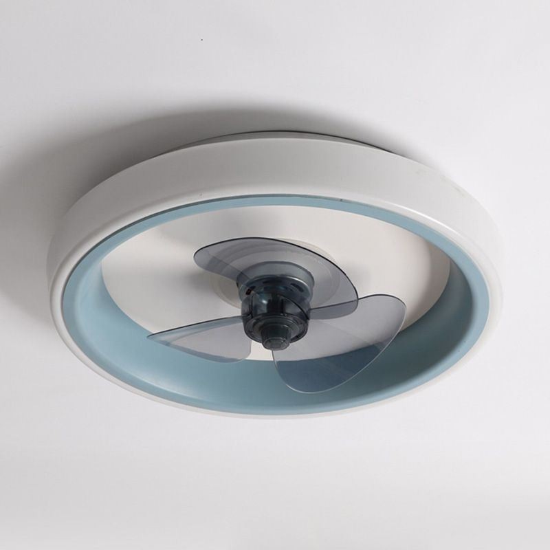 Ventilateur de plafond moderne avec lumières et télécommande