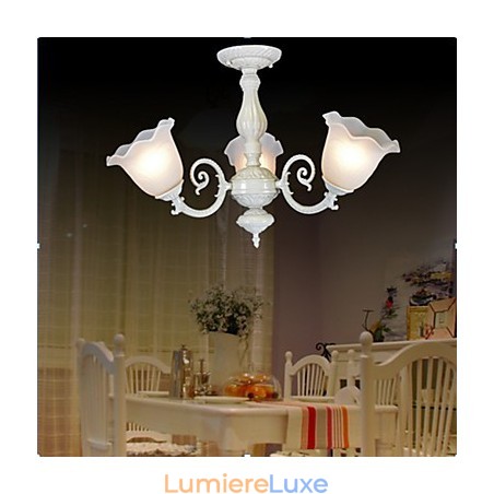 Plafonnier trois lumières blanc style rétro européen classique Plafonnier trois lumières blanc style rétro européen classique