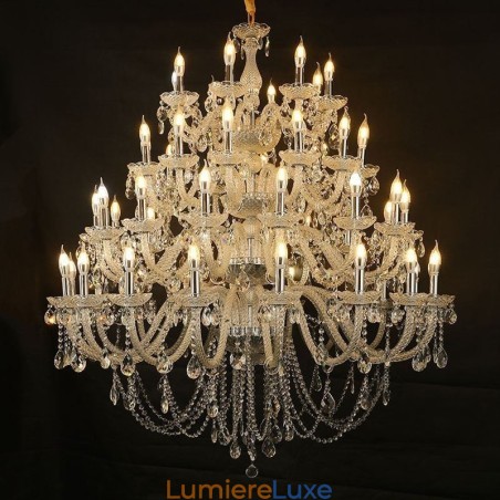 Lustre européen en cristal avec 53 lumières Lustre européen en cristal avec 53 lumières