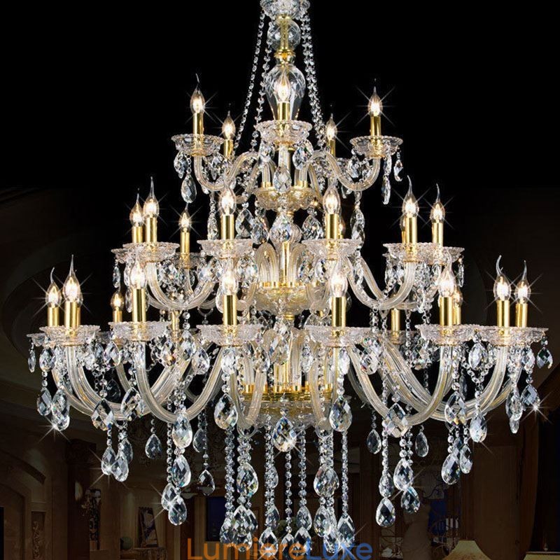 Lustre décoratif de luxe en cristal avec 32 lumières
