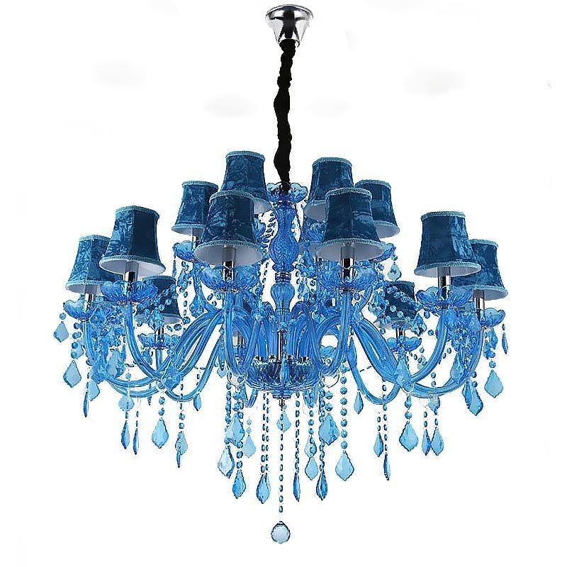 Grand lustre en cristal européen suspendu de couleur bleue esthétique