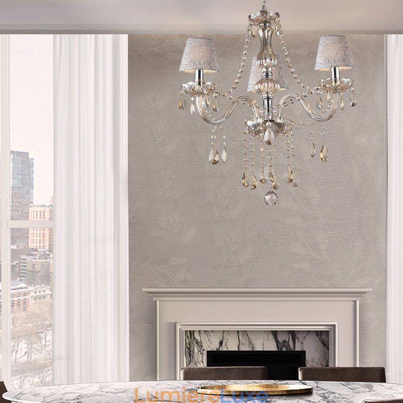 Lustre classique européen en cristal Cognac