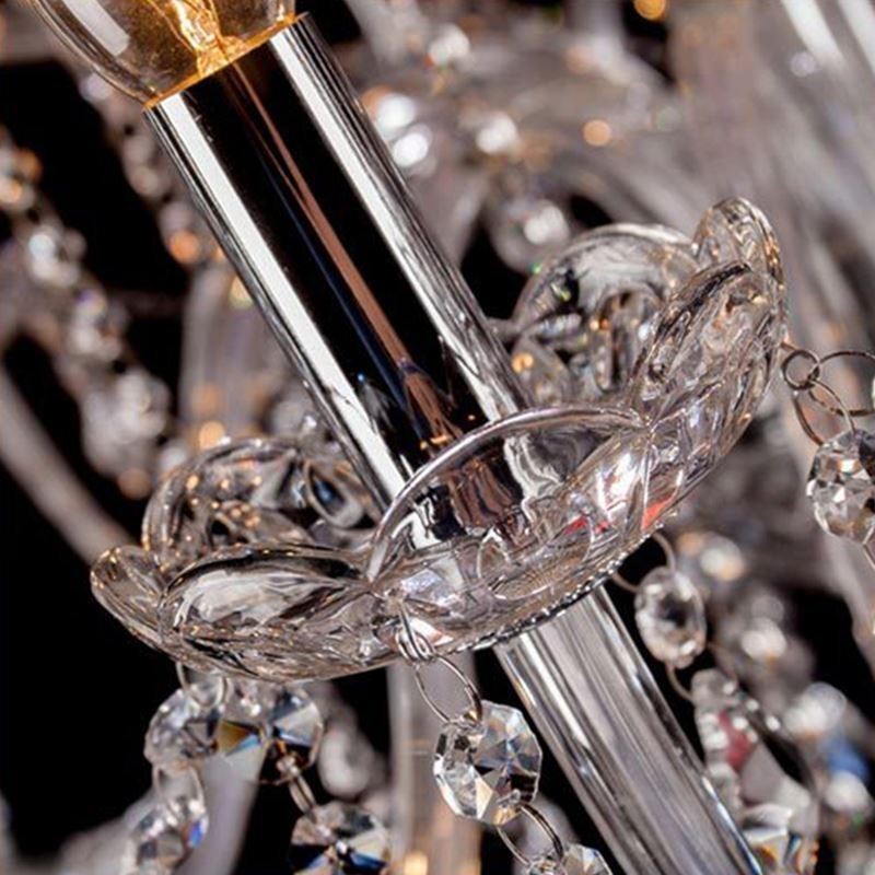 Grand lustre européen en cristal transparent