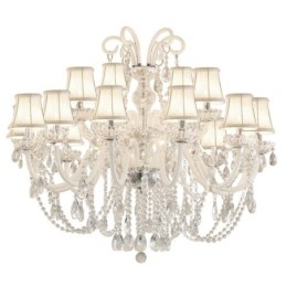 Grand lustre européen en cristal blanc
