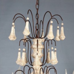 Lustre élégant en bois de style rétro